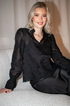 Amara Big Embroidery Blouse Black