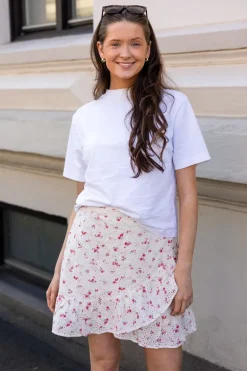 Bekka Embroidery Rose Skirt Pink