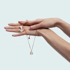Billie Cystal Necklace
