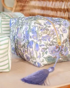 Cosmetic Bag Delightful Garden