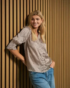 Diana Vibrant Dot Blouse Brown