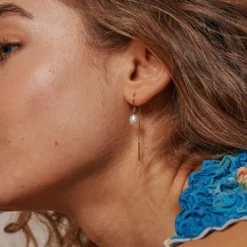 Eleanor Pearl Earrings Pearl
