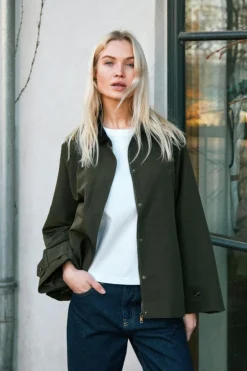 Gatbi Clean Jacket Dark Green