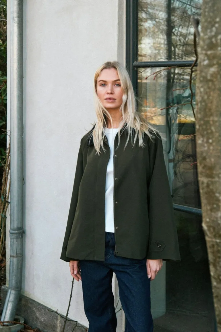 Gatbi Clean Jacket Dark Green