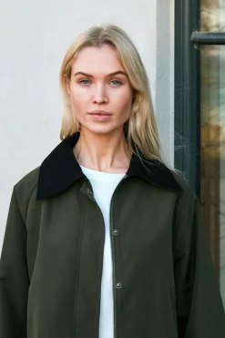Gatbi Clean Jacket Dark Green