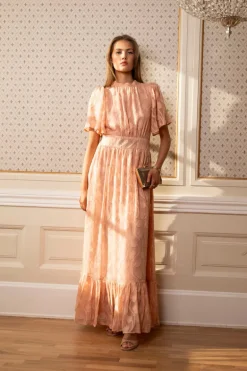 Heena Dress Soft Peach