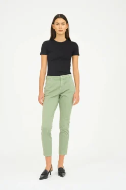 Karmey Chino Color Festival Green