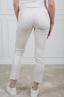 Krystal Coconut cream