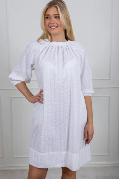 Lace Dress White