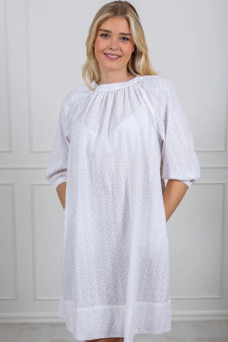 Lace Dress White