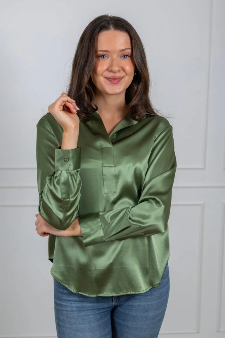 Leia Blouse Pale Green