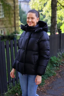 Lucie Boxy Black