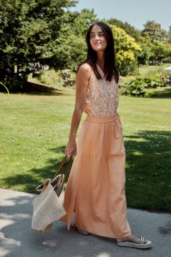 Maddie Sk 1 Apricot Wash