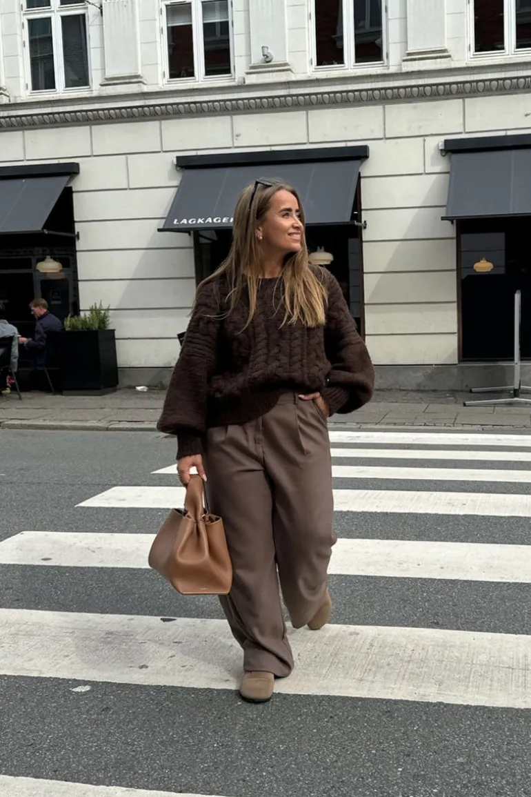 Nora Sweater Chocolate Brown