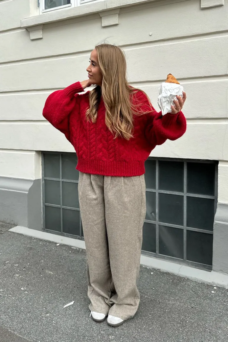 Nora Sweater Red