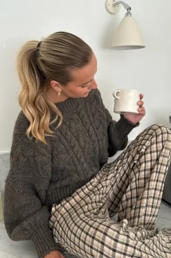 Noraic Sweater Brown