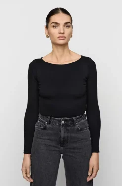 Petronella Rib Boatneck Black