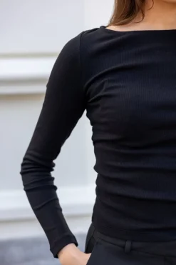 Petronella Rib Boatneck Black