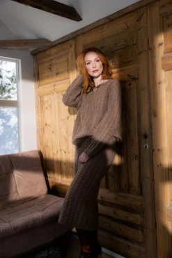 Piccadilly Skirt Walnut