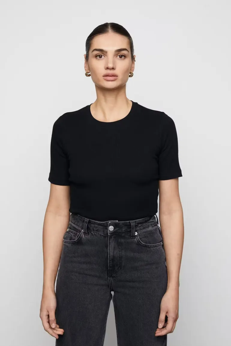Pippa Rib Tee Black