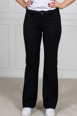 Silvia Suple Black
