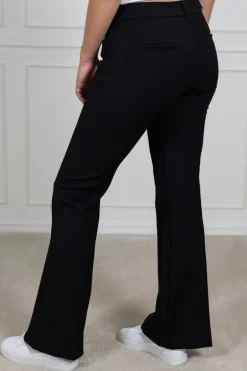 Silvia Suple Black