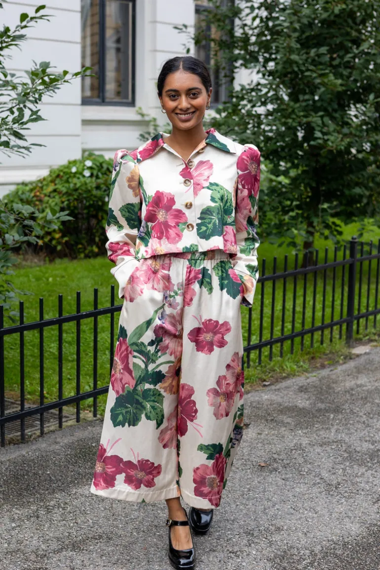 Tailored Satin Bermuda Night Bloom