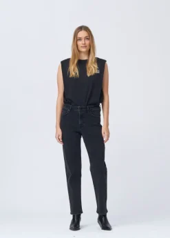 Tonya Jeans Wash Soft Black