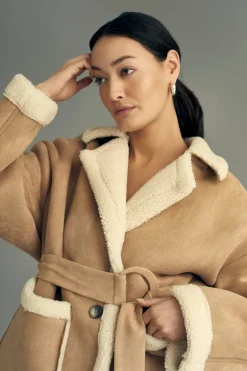 Uria Short Jacket Camel
