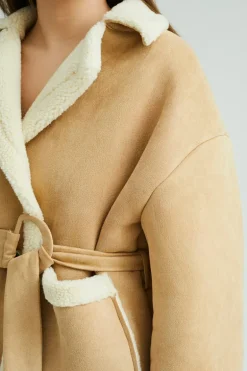 Uria Short Jacket Camel