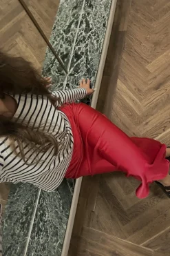 Vicky Heavy Sateen Skirt Red