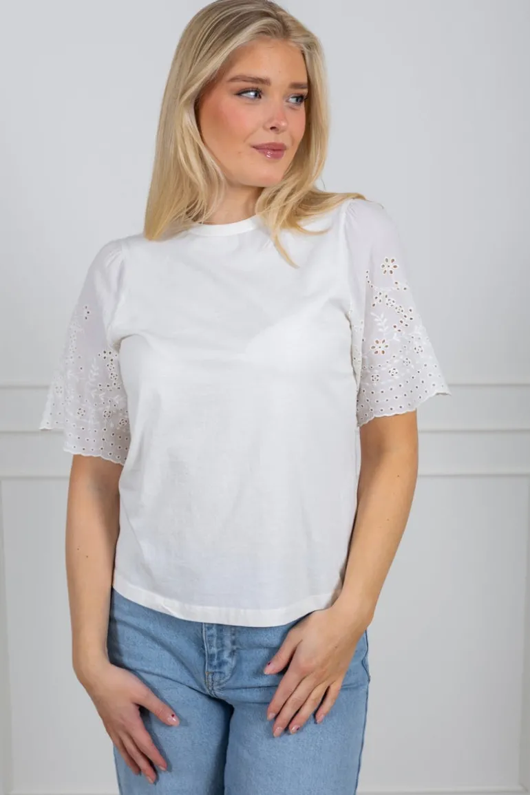 Yaslex Ss Top W. Emb Sleeves Star White