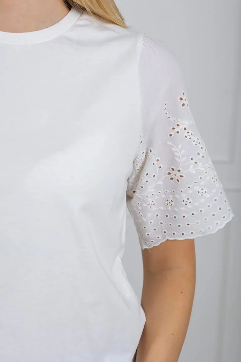 Yaslex Ss Top W. Emb Sleeves Star White